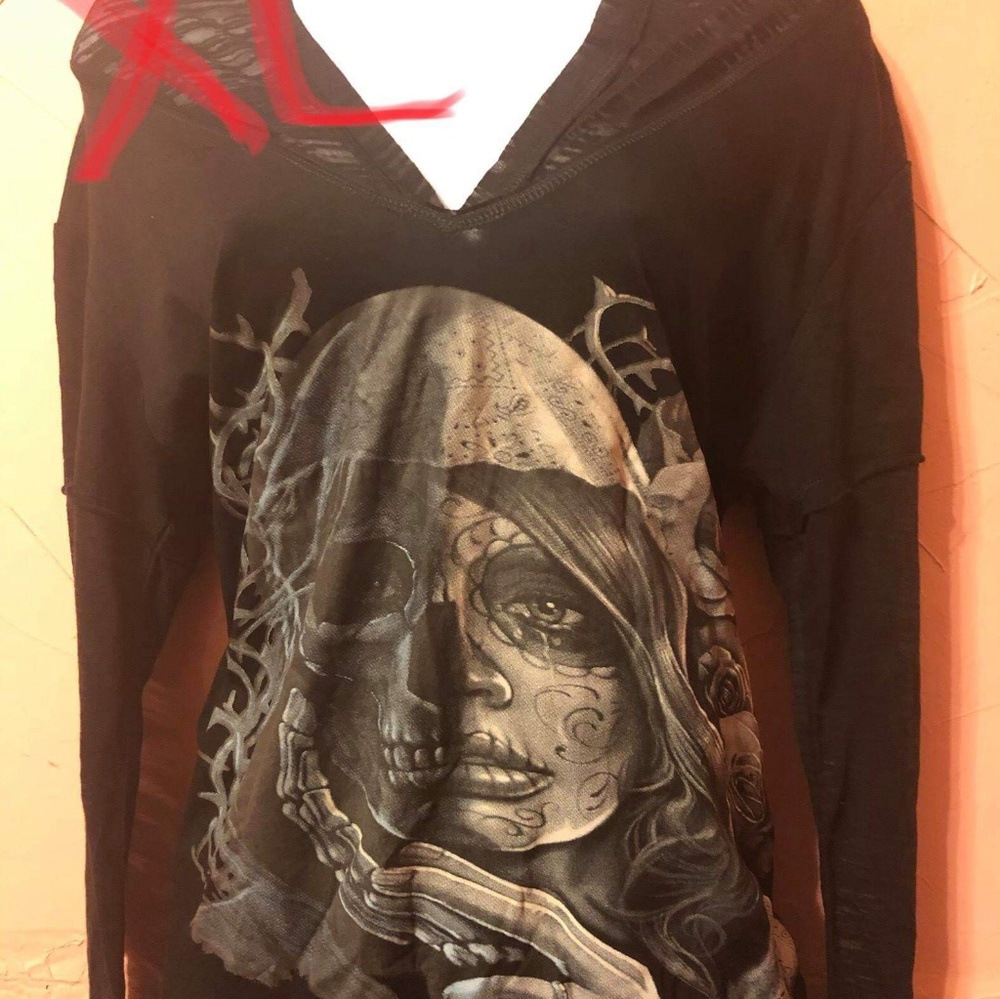 Shirt - Picture 3 of 3
